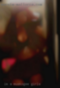 Im a single BBW Muskogee girls and I live  on my own.
