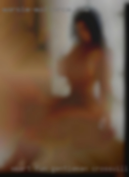 Smart, fun, gentleman Crossville, TN nude love experiments.